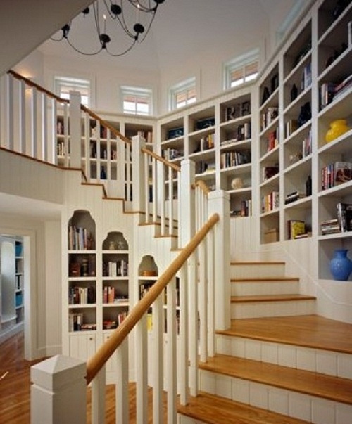 Staircase libary